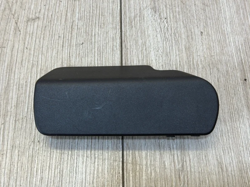 Ручка открывания капота VW Touareg 2 2010 - 2018 7P