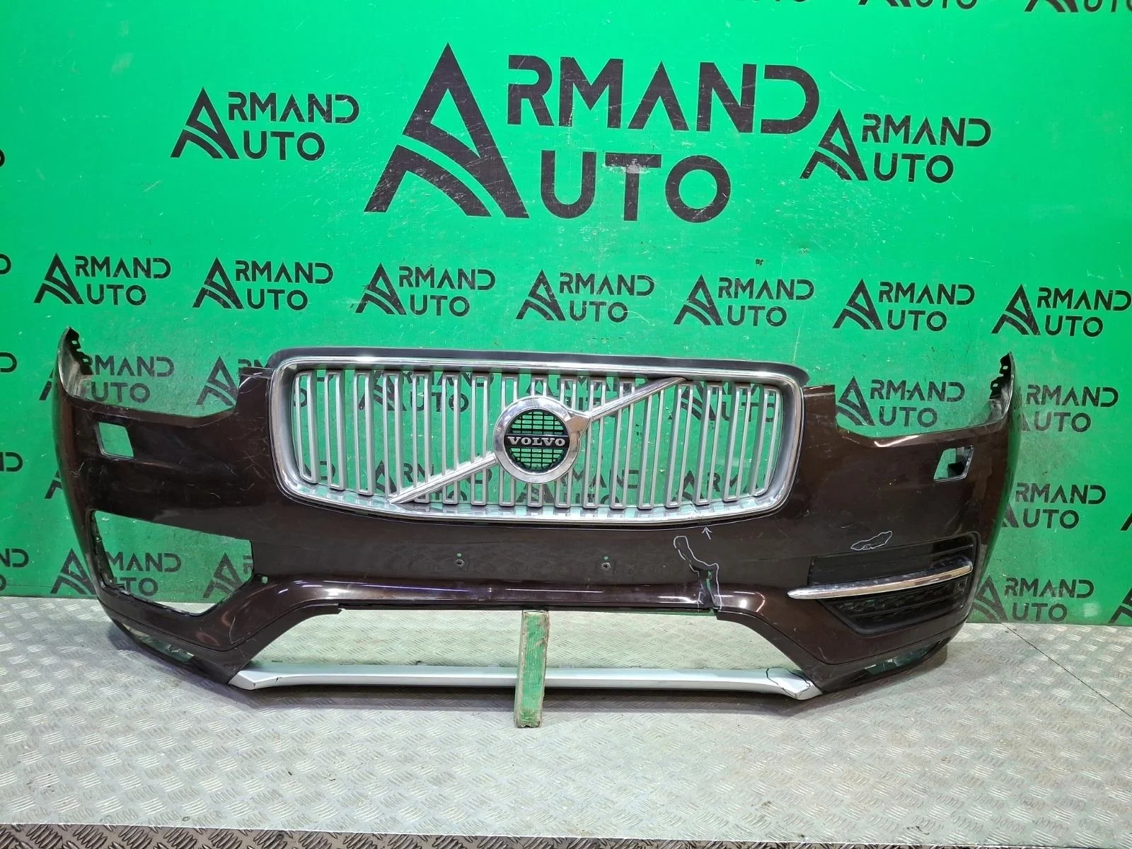 Бампер Volvo XC90 2014-2019 39825413 2, передний
