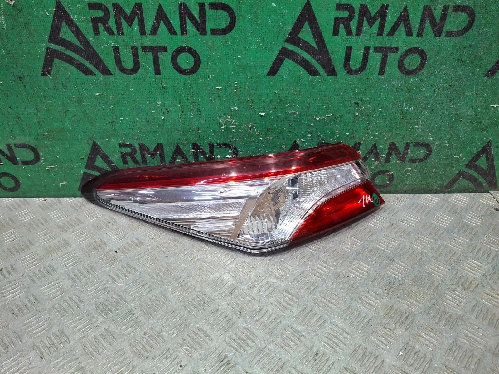 Фонарь внешний Toyota Camry 2017-нв 8156133660 8 XV70, левый