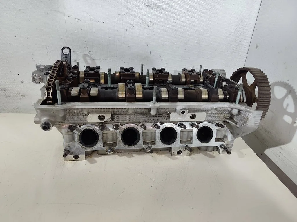 Головка блока цилиндров (ГБЦ) AWM  1.8 Турбо бенз