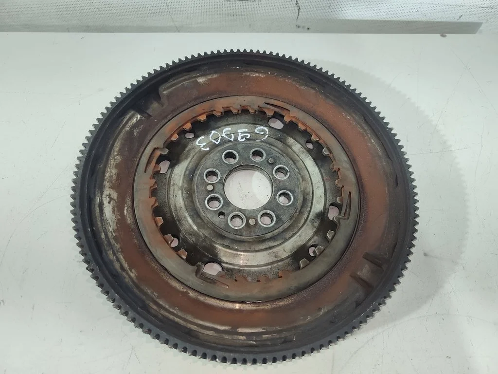 Маховик 03C105266T  1.4 TSI Volkswagen