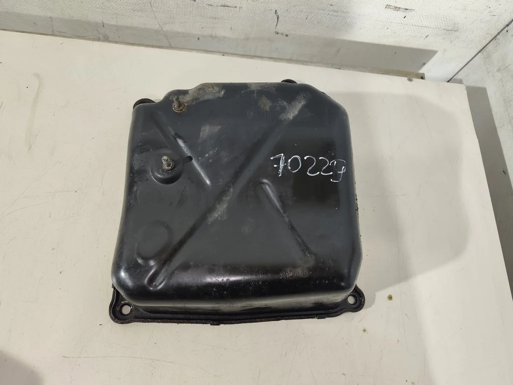 Крышка задняя АКПП 02E325201D  2.0 TDI Volkswagen