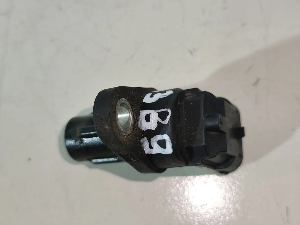 Датчик распредвала A0041539628  3.5 Бензин Merced