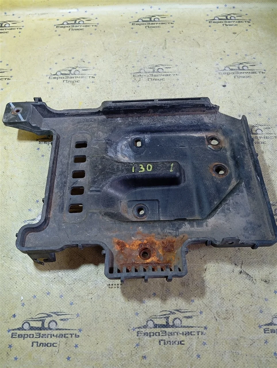 Площадка АКБ Hyundai i30 371502H100 FD