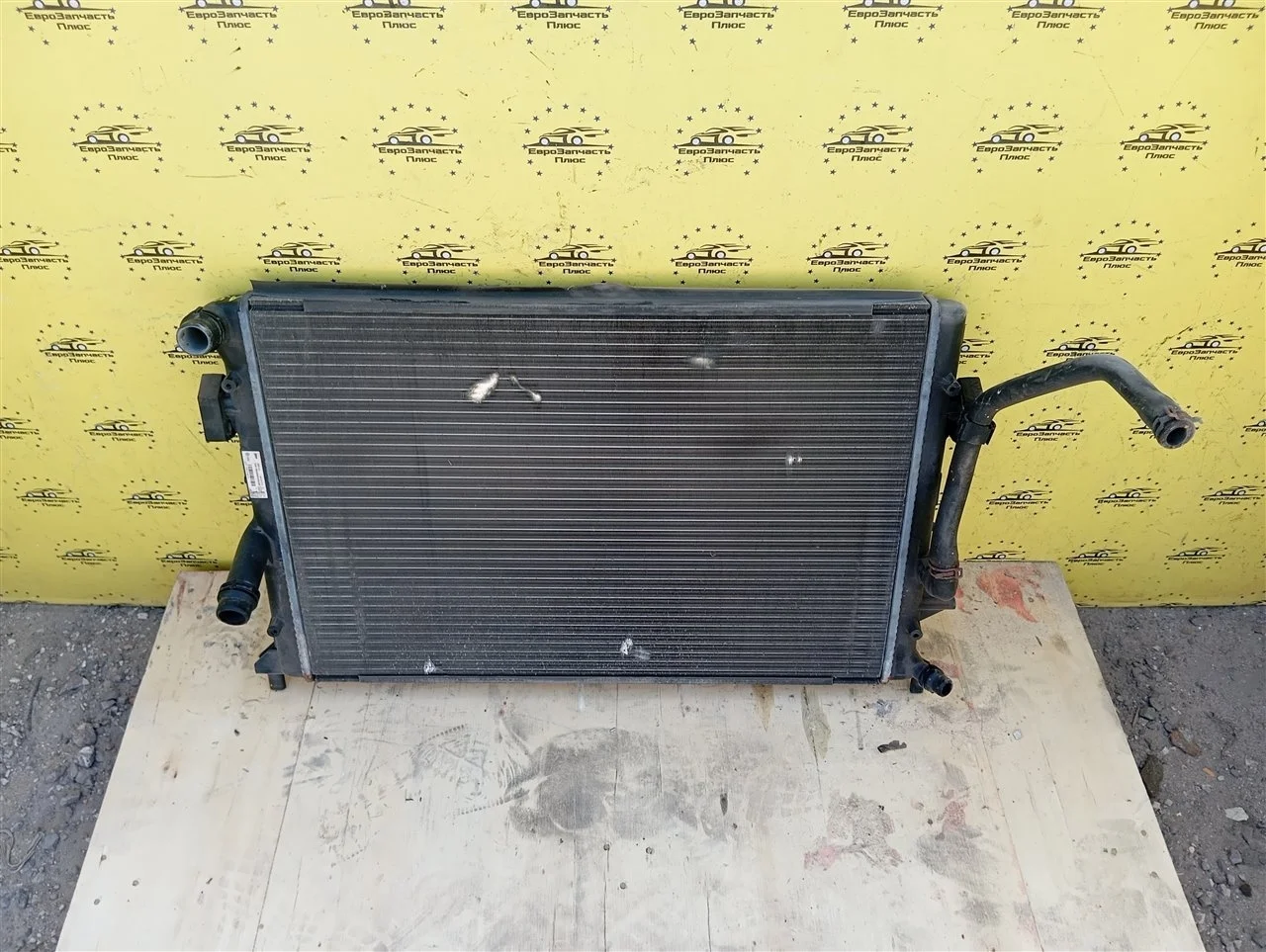 Радиатор основной Volkswagen Golf 1K0121251CL 6