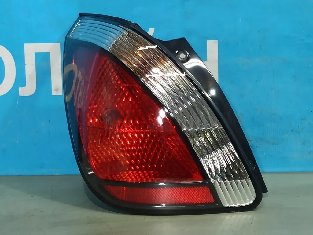 фонарь Kia RIO 2 хэтчбек 2009-2011  13.01.2011
