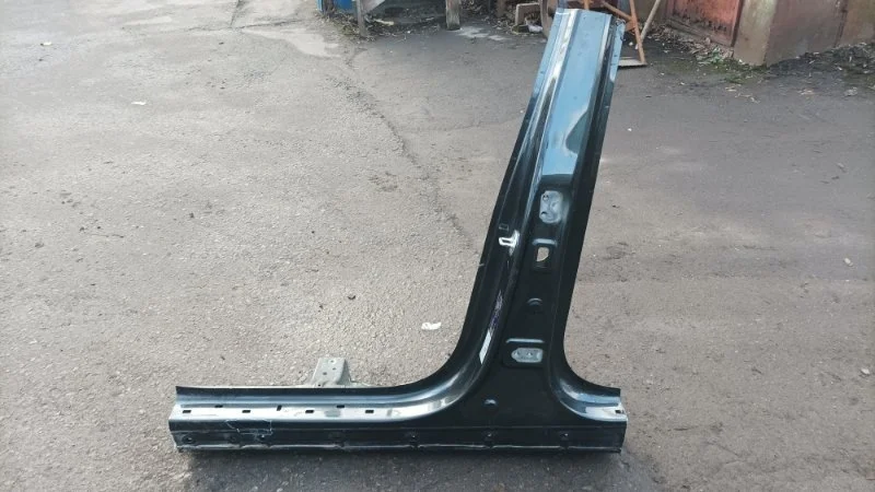 Порог со стойкой Kia K5 2020 DL3