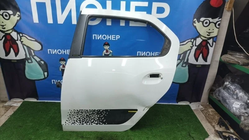 Дверь Renault Logan 2022