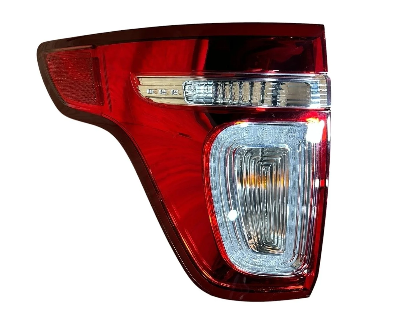 Фонарь Ford Explorer 2013 U502