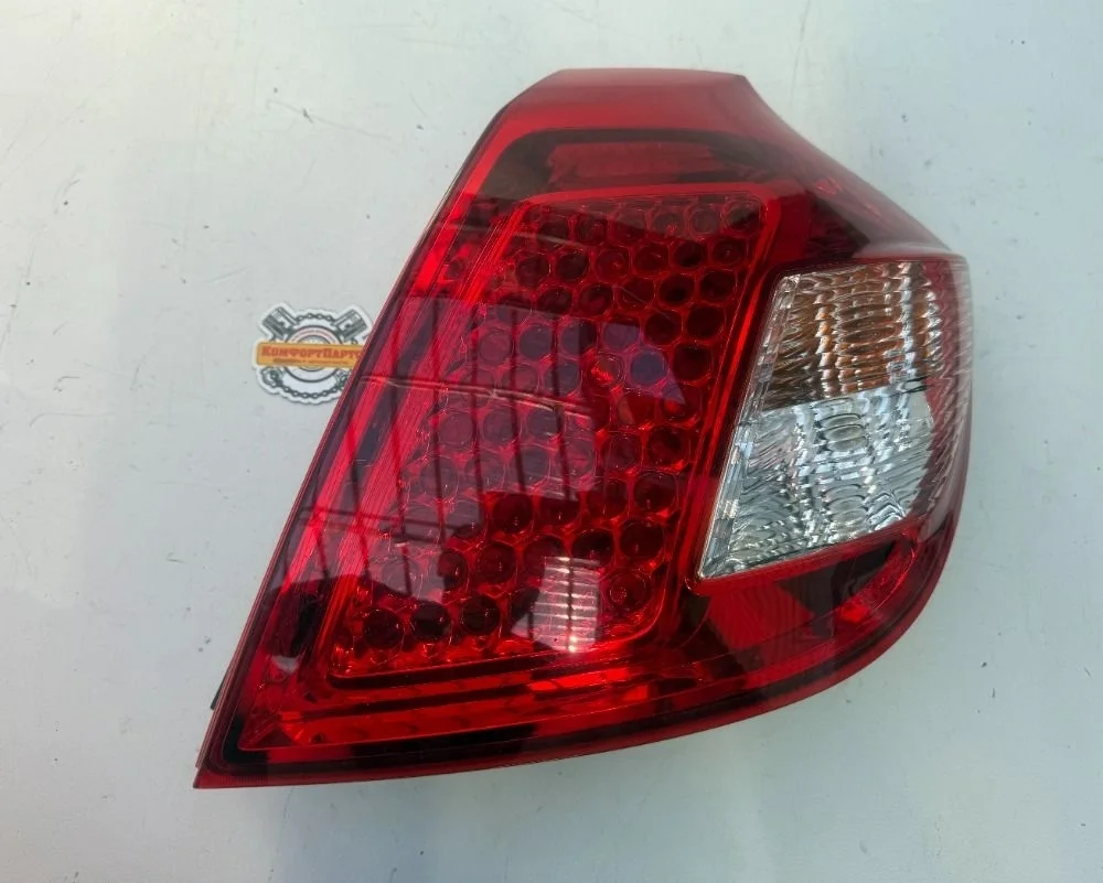 Фонарь задний правый Kia Ceed ED рестайлинг (2009—2012)