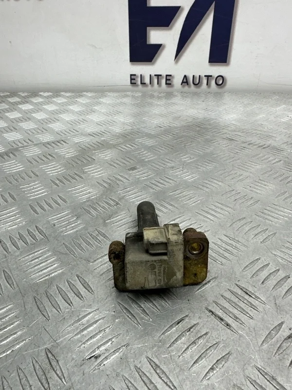 Катушка зажигания Subaru Forester 2005 22433AA480 2.0
