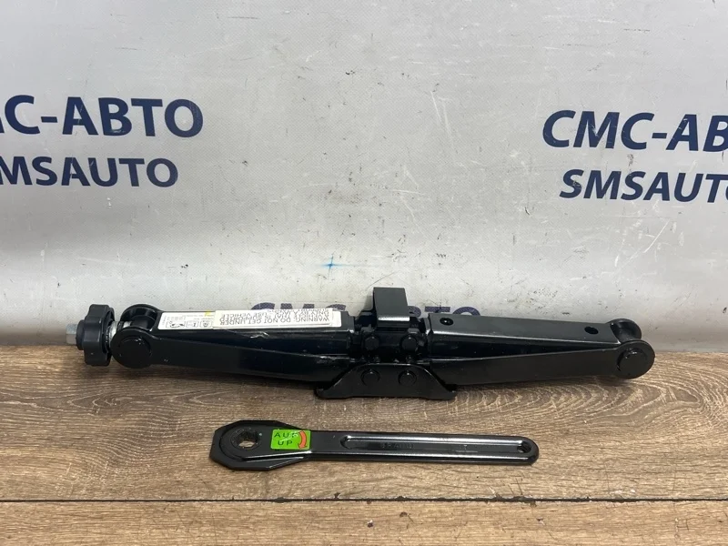 Домкрат Mercedes-Benz ML A1645800218 W164 272.967