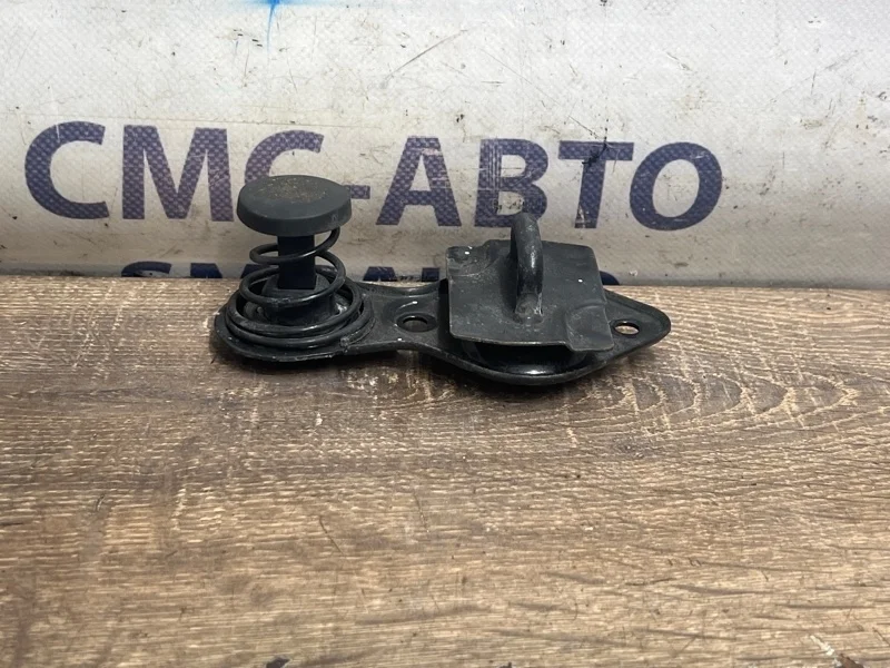 Замок капота Mercedes-Benz ML A2038800460 W164 272.967