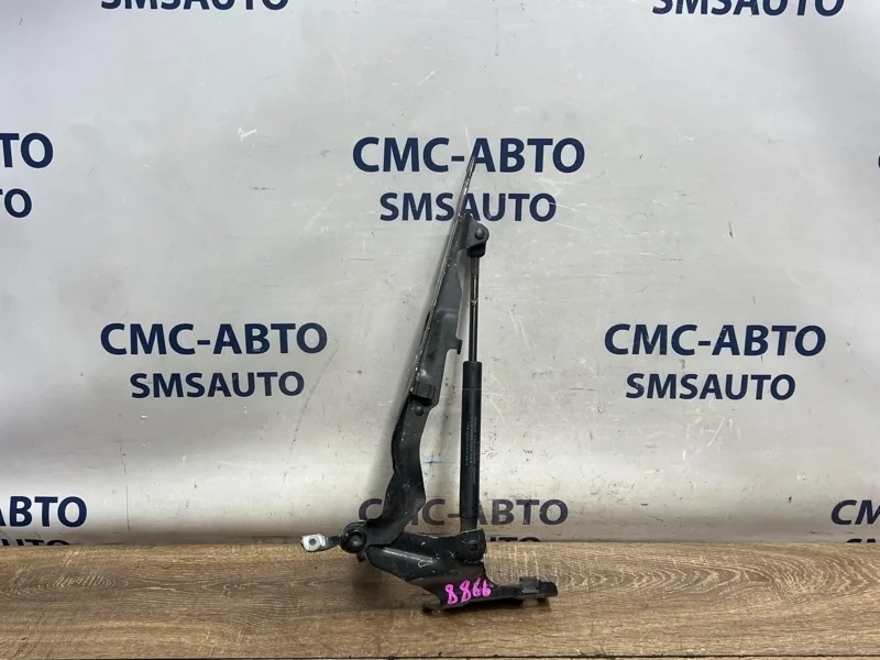 Петля капота Volvo XC60 31385814 XC60, левая