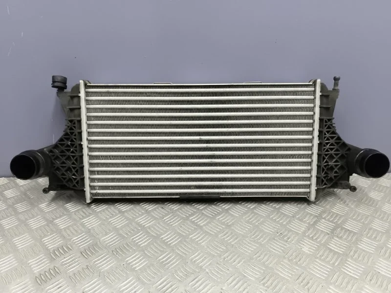 Интеркулер Mercedes-Benz M-Class 2013 A0995000600 ML 642.826