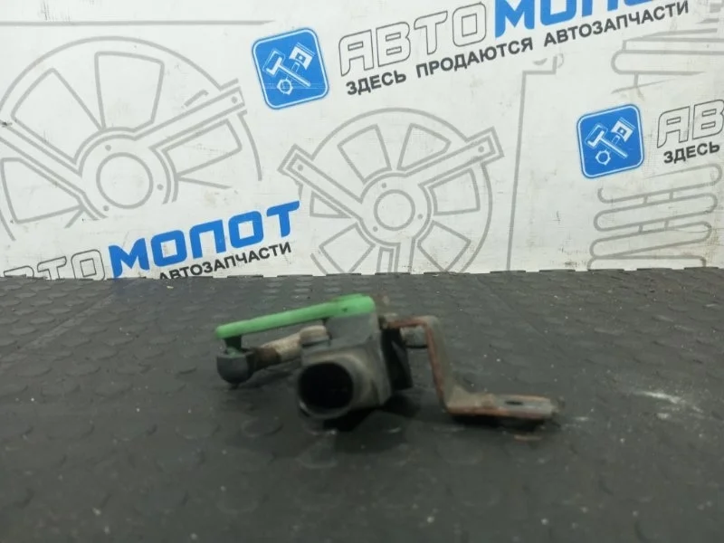 Датчик высоты дорожного просвета Volkswagen Scirocco 2009 3C0907503 137 CAW