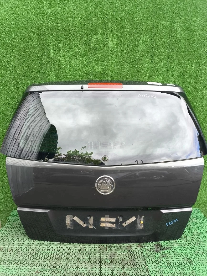 Крышка багажника OPEL ZAFIRA B 2005- серая б/у ZAFIRA B(2005-2014)