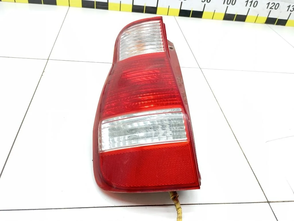 Фонарь задний левый Hyundai Matrix 2005 FC