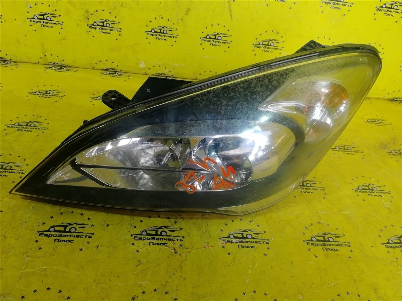 Фара Kia Ceed 1 921011H070 ED, передняя левая