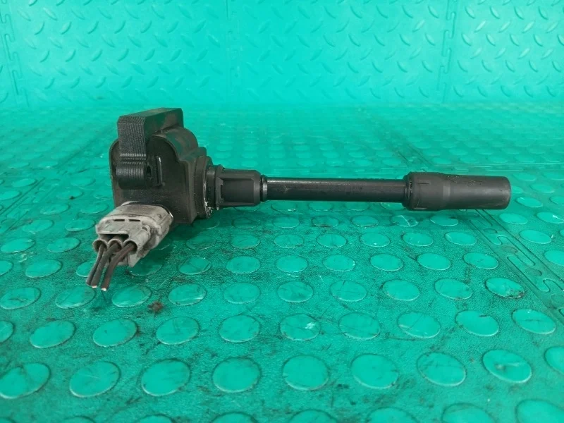 Катушка зажигания Mitsubishi Pajero 3 2000-2006