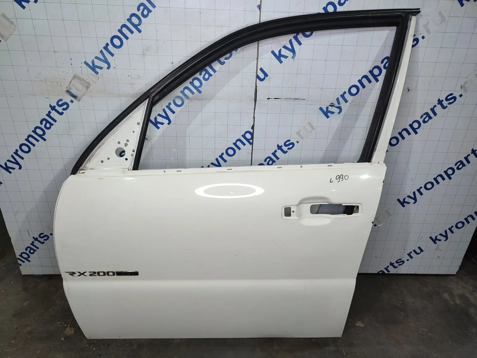 Дверь SsangYong Rexton 2015 Y290