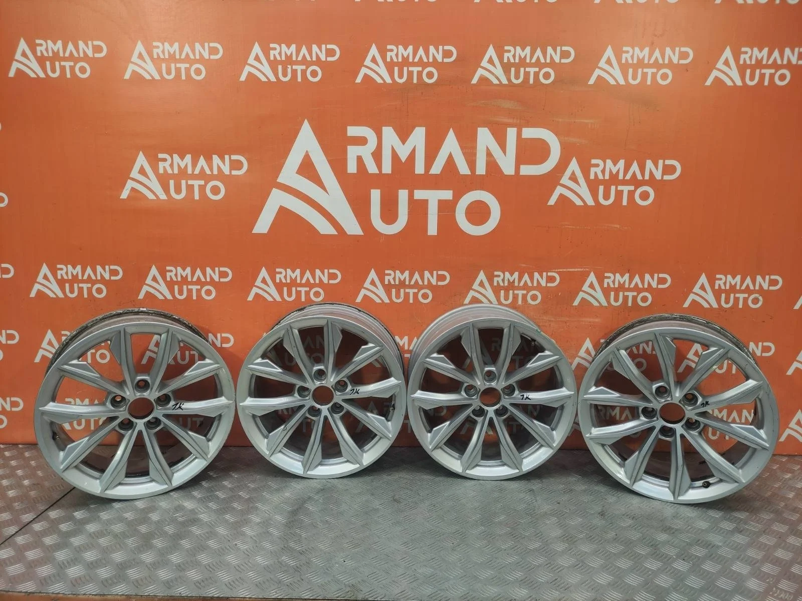 Комплект дисков колесных R17 Audi Q5 80A601025 2 FY