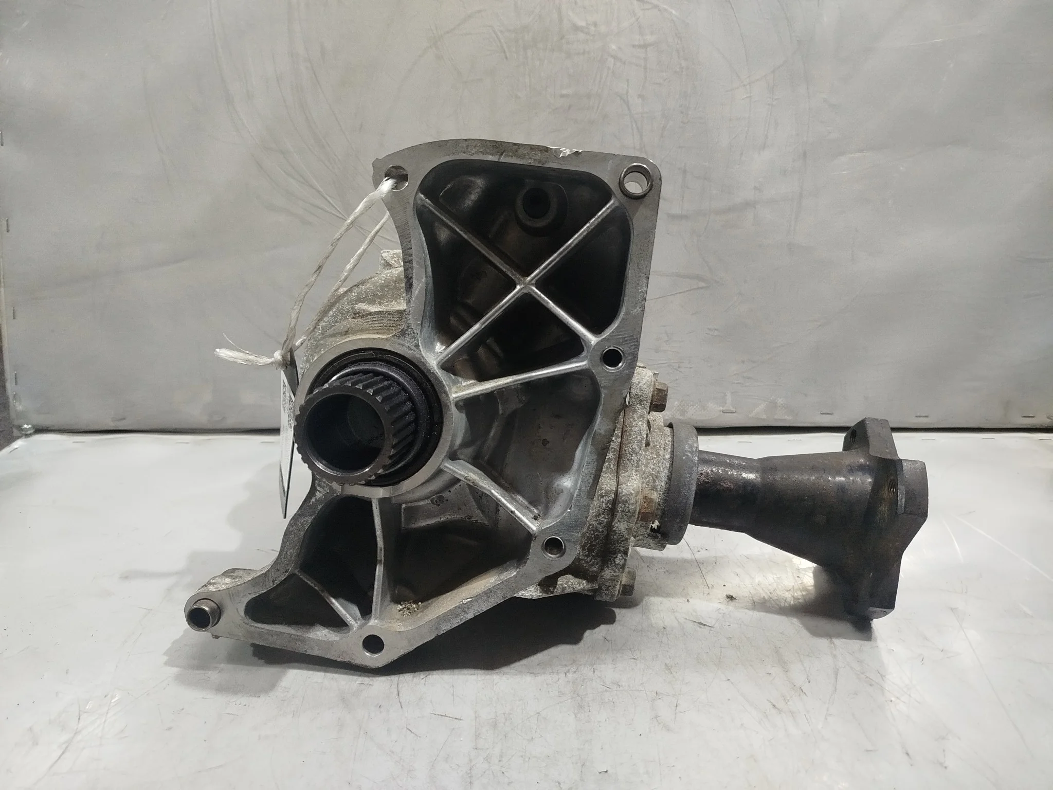 РАЗДАТКА NISSAN INFINITI 33100JP11A  XA7425