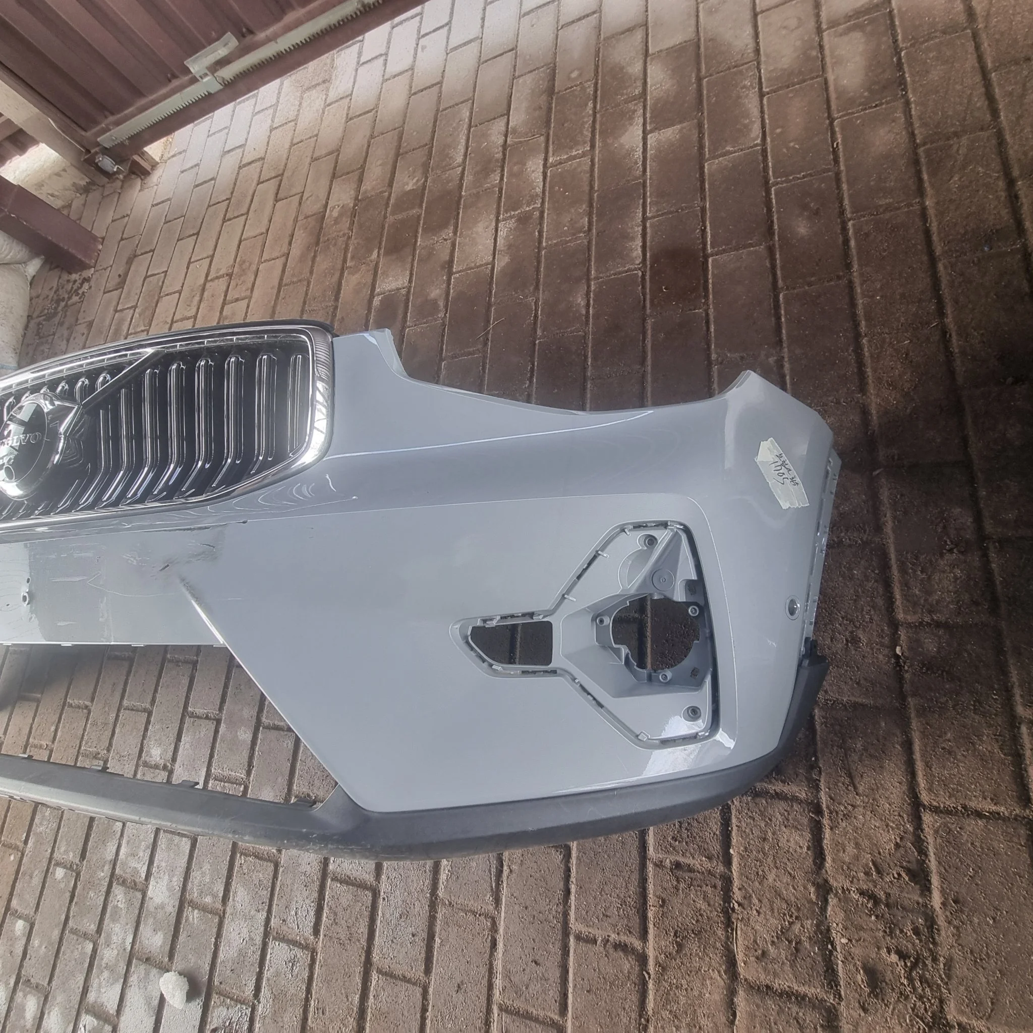 Бампер передний Volvo xc60 (32234928)