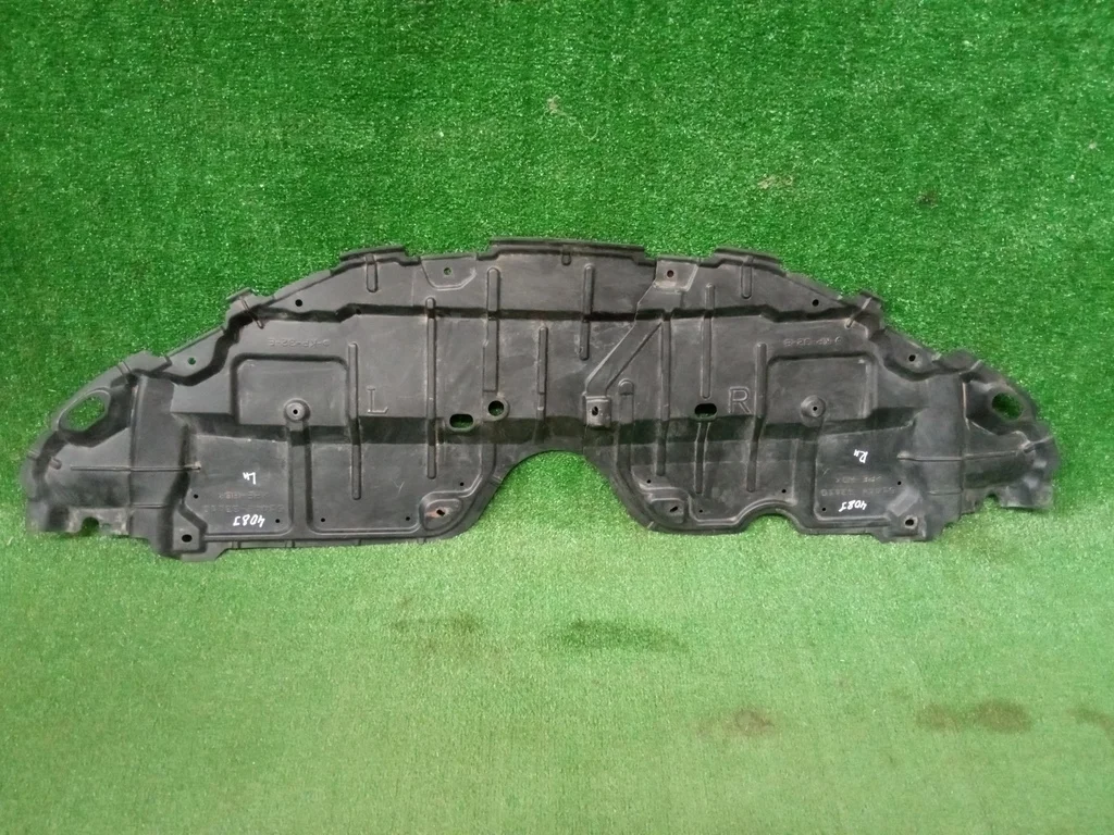 Б.у. защита двигателя пластиковая TOYOTA CAMRY V40 ACV40 TOYOTA CAMRY V40 ACV40 2.4 2011