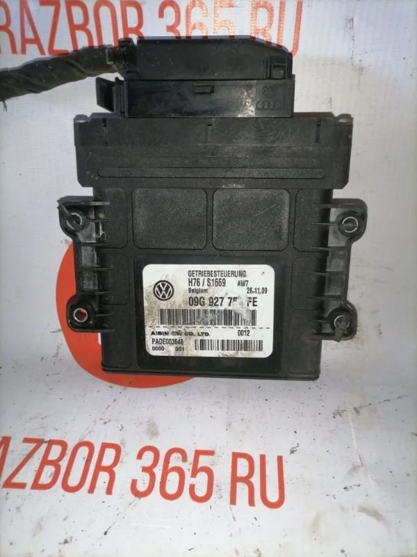 Блок управления акпп Volkswagen Tiguan 2010 5N1
