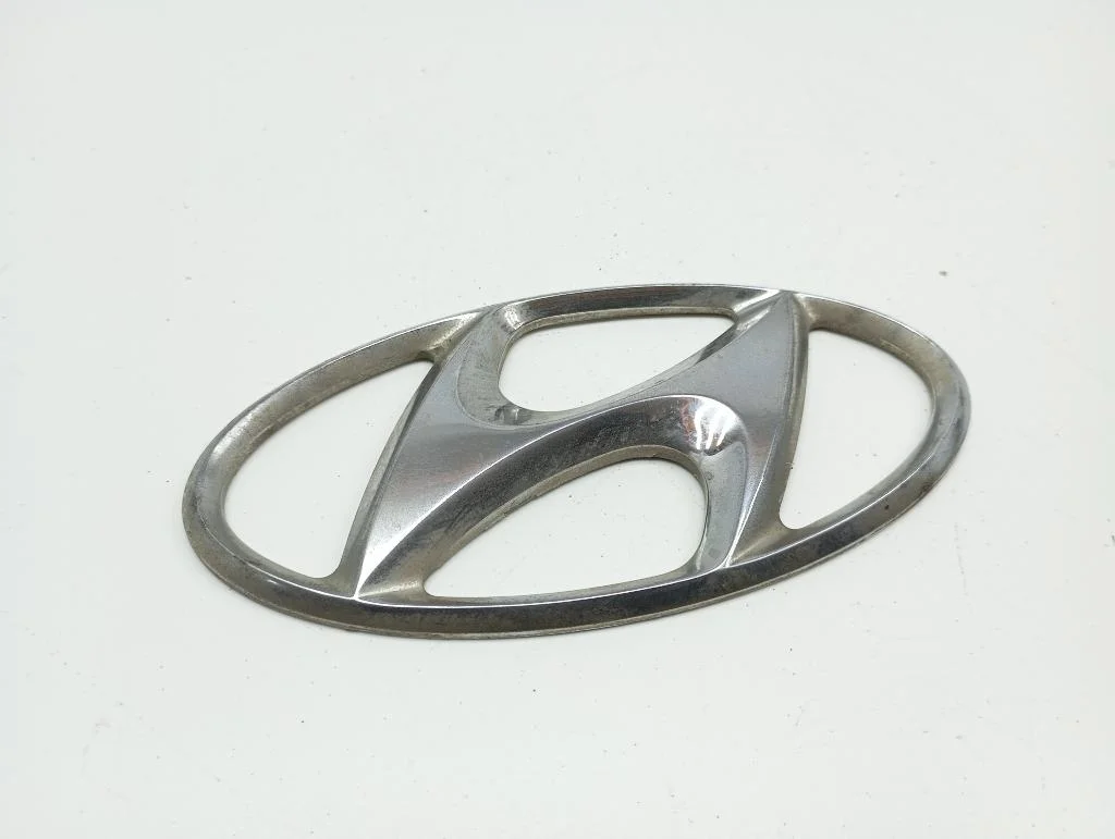 Эмблема Hyundai Solaris 1 RB
