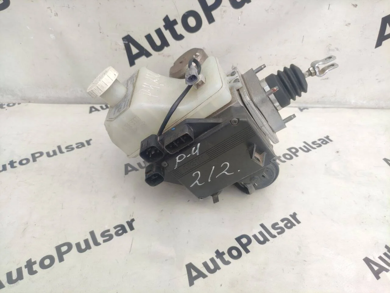 Блок АБС Mitsubishi Pajero 4 в сборе без VSC MN116391
