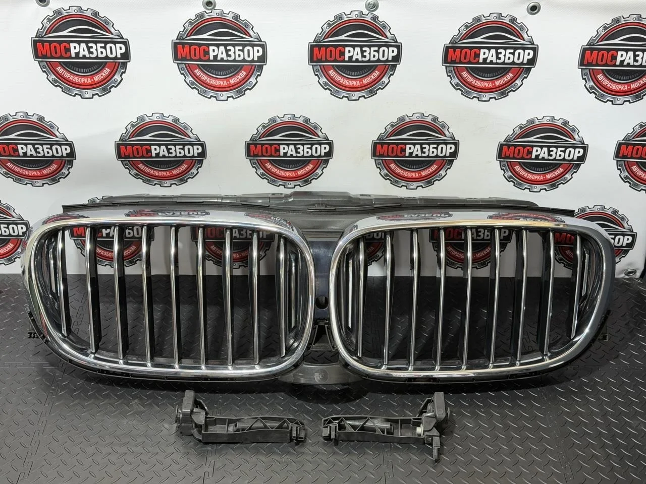 Жалюзи радиатора BMW 7 серия 2016 51137497205 G12 B58B30A