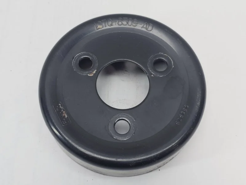 Шкив помпы Ford Focus 2 2010