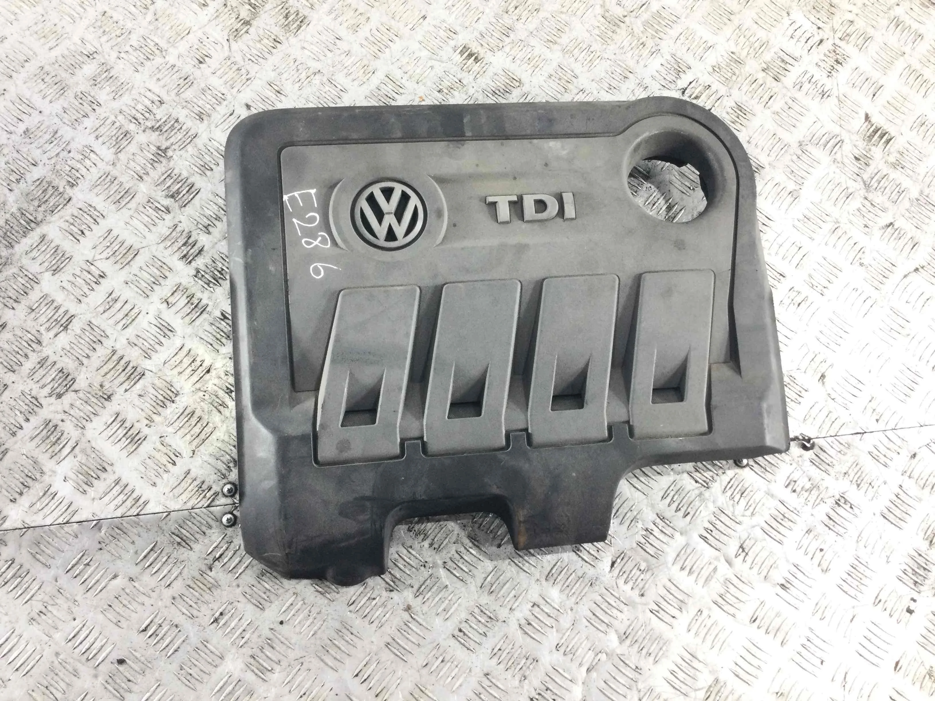 Декоративная крышка двигателя Volkswagen Passat CC 1 поколение (2008-2012) дизель 2.0 TDI Автомат Седан