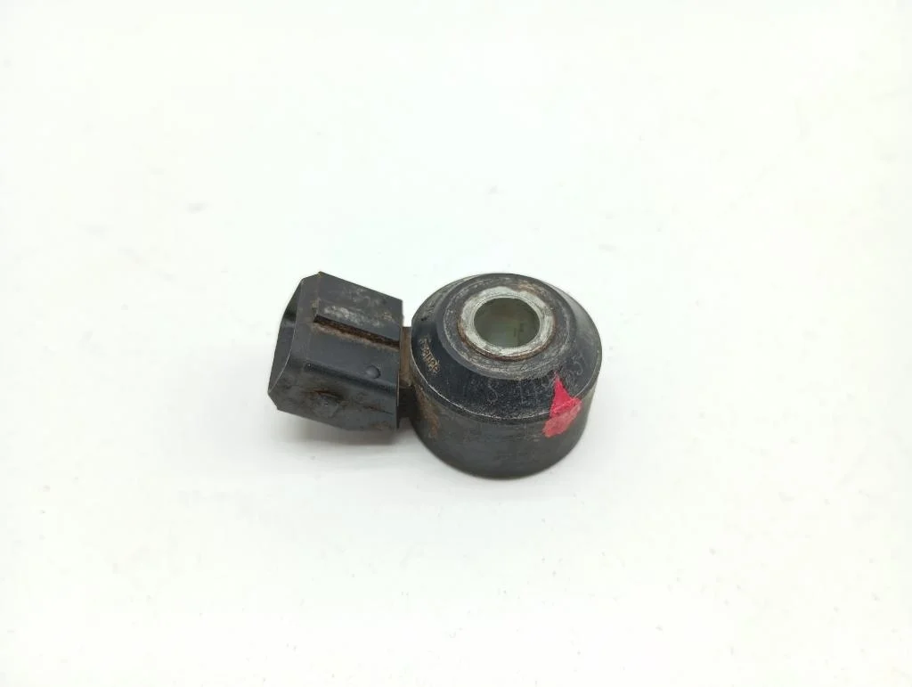 Датчик детонации Nissan Almera N16