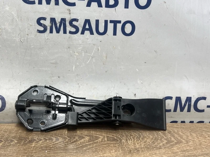 Ручка открывания капота Audi A6 4G8823480B C7 3.0 CRE