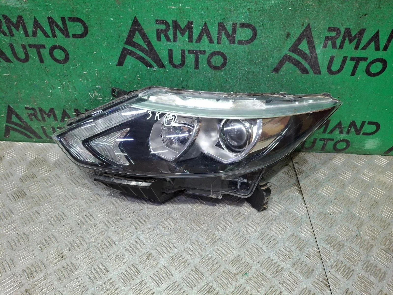 Фара Nissan Qashqai 2013-2019 260604EH2A 2 J11, левая