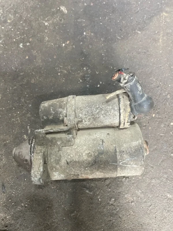 Стартер Nissan Primera 2330070J00 P10