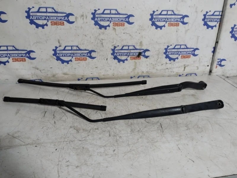 Поводок щетки Chevrolet Cruze 2011 95971329 J300 F16D3, передний