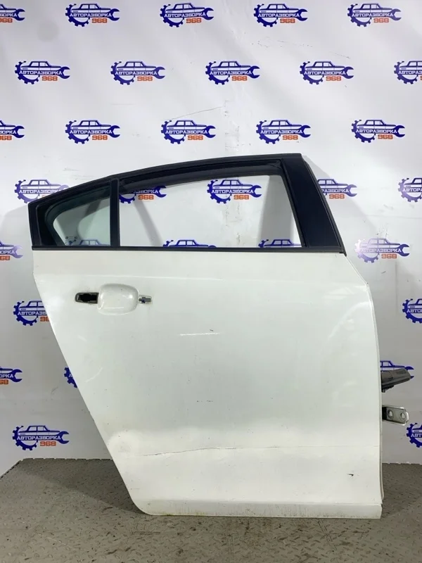Дверь Chevrolet Cruze 2013 95987764 J300 Z18XER, задняя правая
