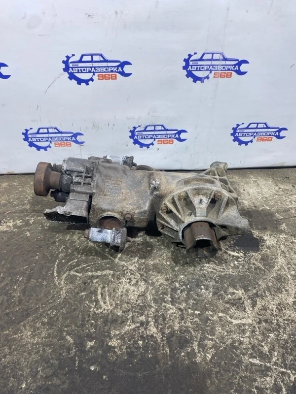 Редуктор Land Rover Freelander 2008 LR008502 224DТ 2.2