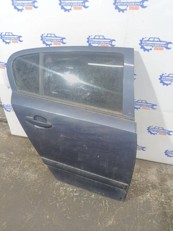 Дверь Opel Astra 2007 93181215 H Z18XER, задняя правая
