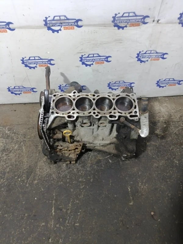 Блок цилиндров Nissan Primera 1996 101032F1SS P11 SR20