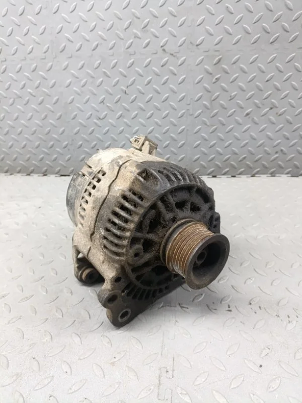 Генератор Volkswagen Golf 1996 028903025H 3 ALM