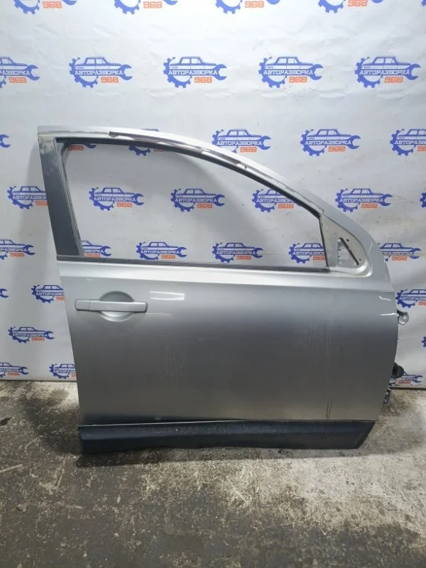 Дверь Nissan Qashqai 2008 H0100JD0M0 J10 MR20DE, передняя правая