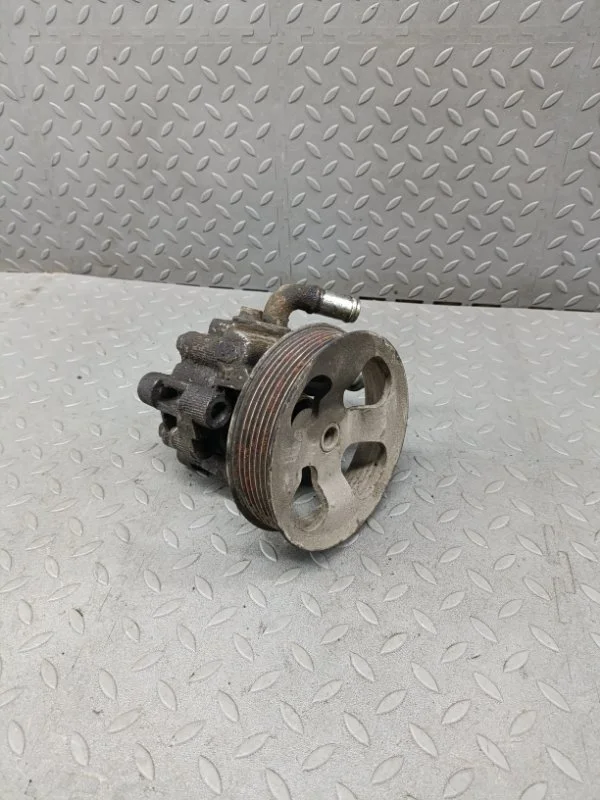 Насос ГУР Toyota Camry 2006 4431033180 XV40 2AZFE