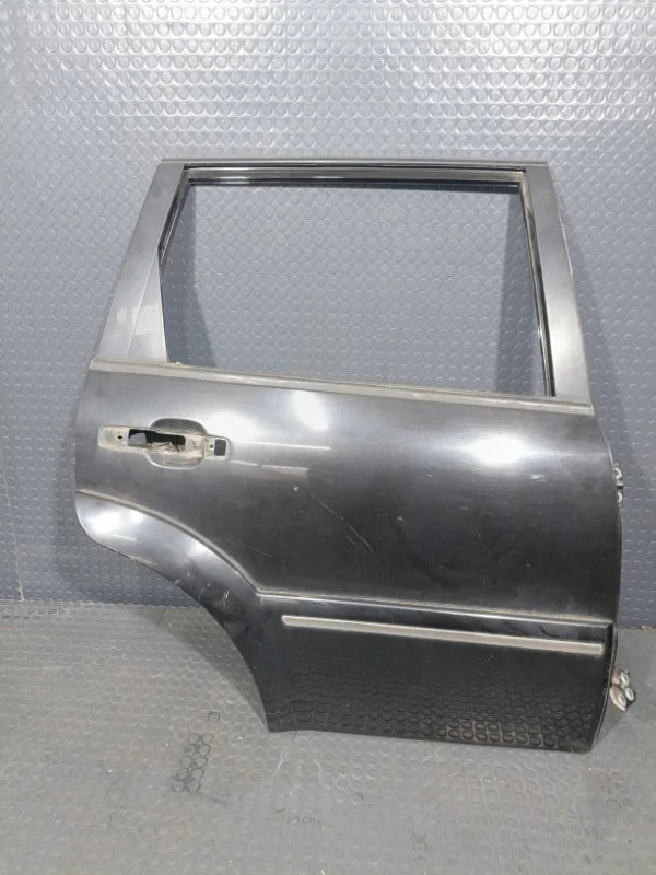 Дверь SsangYong Rexton 2006-2012 6300408002 Y250, задняя правая