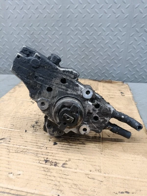 ТНВД Mercedes-Benz Sprinter A6480700201 W909 OM646
