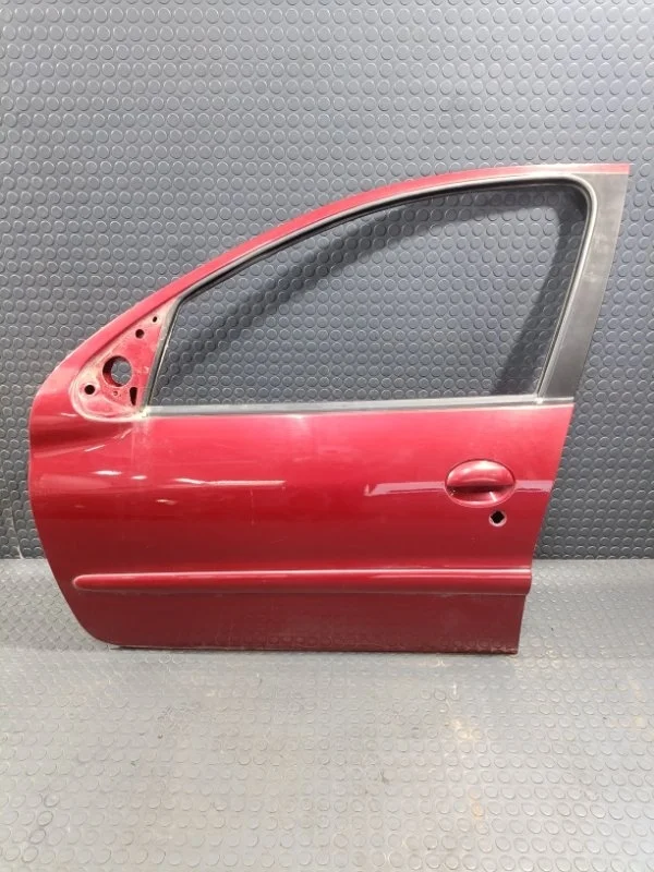 Дверь Peugeot 206 2008 9002K5 3E KFW 1.4, передняя левая